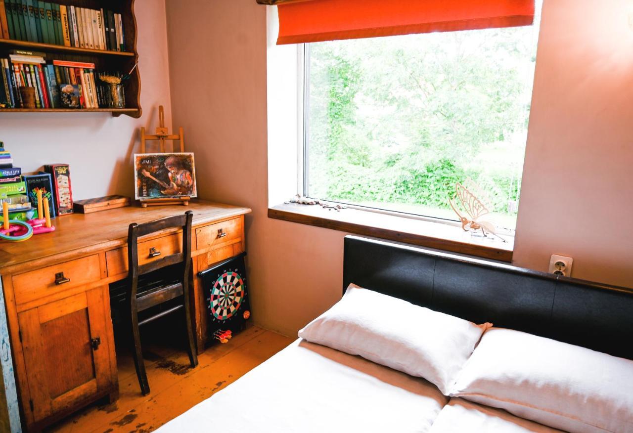 Villa Idilliska Latgaliesu Lauku Maja Ar Melno Pirti Aglona Esterno foto